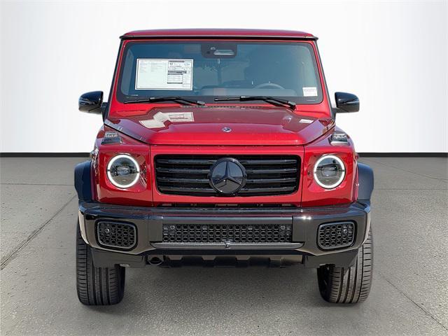 Photo of 2025 MANUFAKTUR Cardinal Red Metallic Mercedes-Benz G-Class