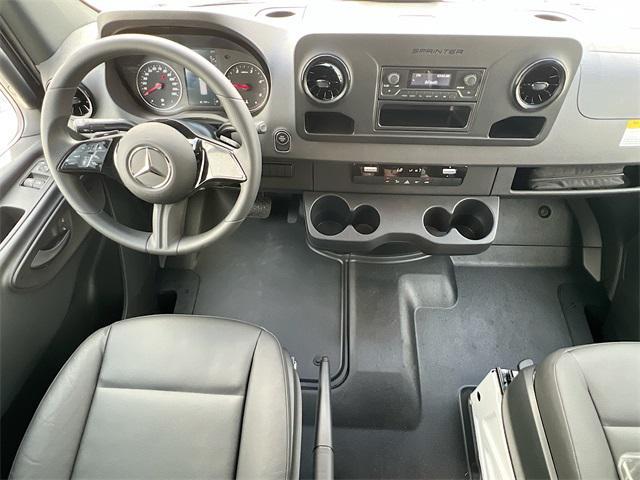 Photo of 2025 Arctic White Mercedes-Benz Sprinter 3500XD