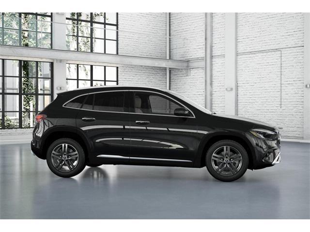Photo of 2025 Night Black Mercedes-Benz GLA 250