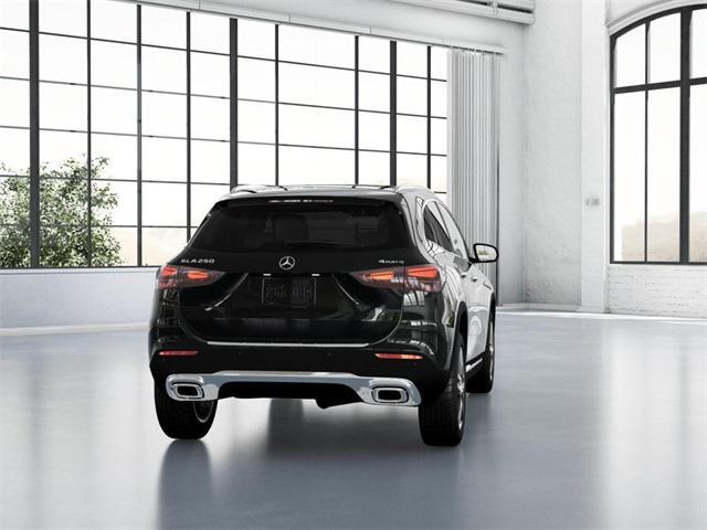Photo of 2025 Night Black Mercedes-Benz GLA 250
