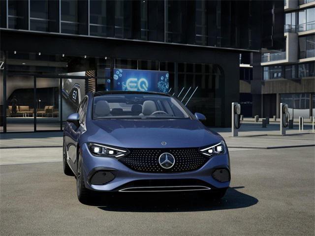 Photo of 2024 Twilight Blue Metallic Mercedes-Benz EQE 350+