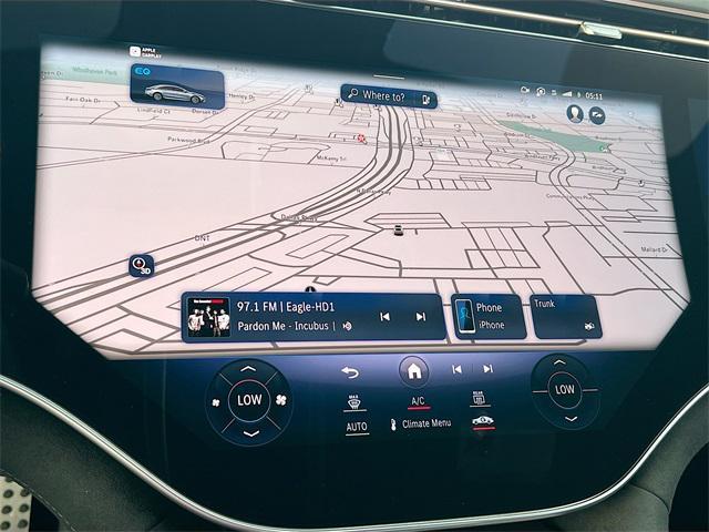 Photo of 2024 Polar White Mercedes-Benz EQS 450