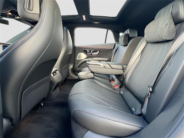 Photo of 2024 Polar White Mercedes-Benz EQS 450