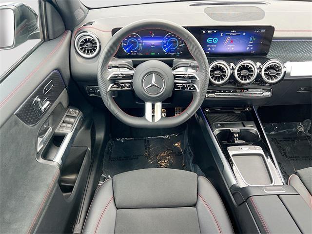 Photo of 2024 Night Black Mercedes-Benz EQB 300