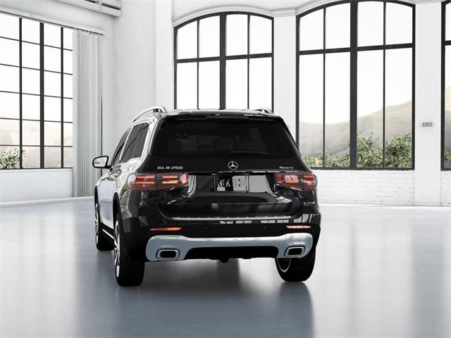 Photo of 2025 Night Black Mercedes-Benz GLB 250