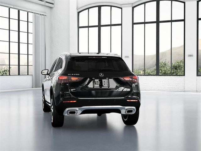 Photo of 2025 Night Black Mercedes-Benz GLA 250