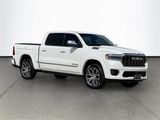 Photo of 2025 Ivory White Tri-Coat Pearlcoat RAM 1500
