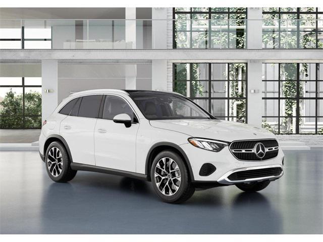 Photo of 2025 Polar White Mercedes-Benz GLC 350e