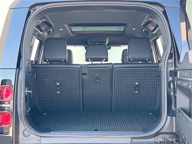 Photo of 2024 Santorini Black Metallic Land Rover Defender