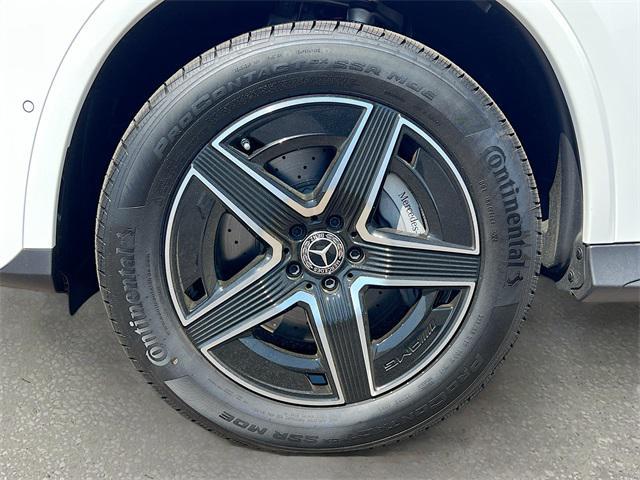 Photo of 2025 Polar White Mercedes-Benz GLC 350e