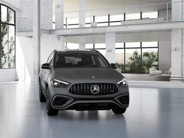 Photo of 2025 MANUFAKTUR Mountain Gray Magno Mercedes-Benz AMG GLA 35
