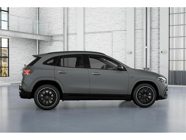 Photo of 2025 MANUFAKTUR Mountain Gray Magno Mercedes-Benz AMG GLA 35