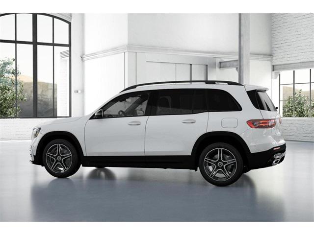 Photo of 2024 Polar White Mercedes-Benz GLB 250