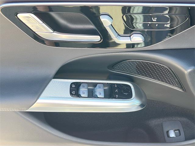 Photo of 2025 MANUFAKTUR Alpine Grey Mercedes-Benz E-Class