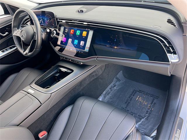 Photo of 2025 MANUFAKTUR Alpine Grey Mercedes-Benz E-Class