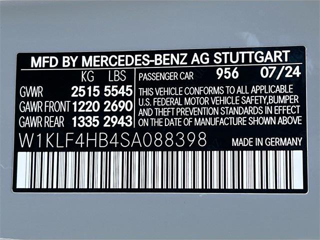 Photo of 2025 MANUFAKTUR Alpine Grey Mercedes-Benz E-Class