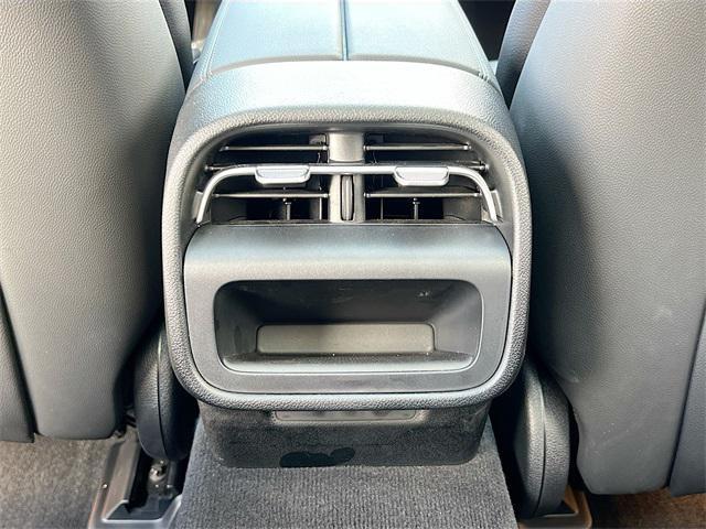 Photo of 2025 MANUFAKTUR Alpine Grey Mercedes-Benz E-Class