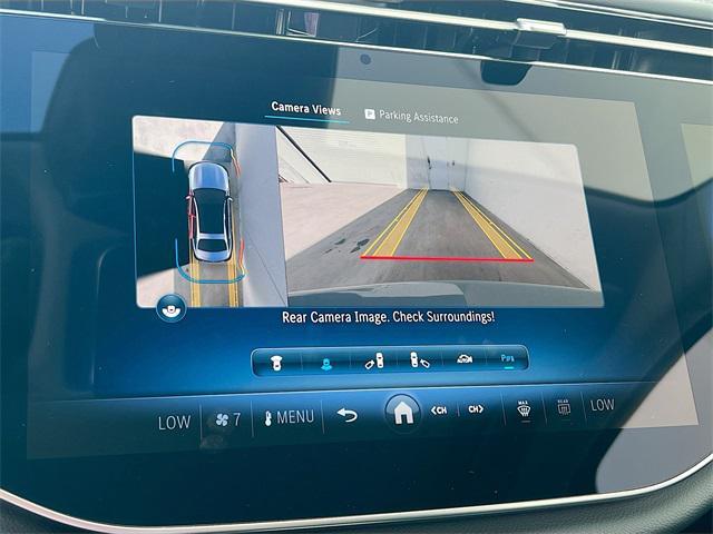 Photo of 2025 MANUFAKTUR Alpine Grey Mercedes-Benz E-Class