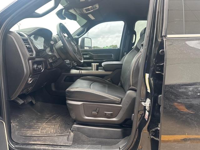 Photo of 2024 Diamond Black RAM 2500