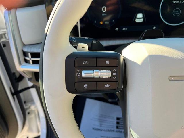 Photo of 2025 White Hyundai SANTA FE