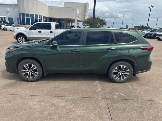 Photo of 2023 Cypress Toyota Highlander