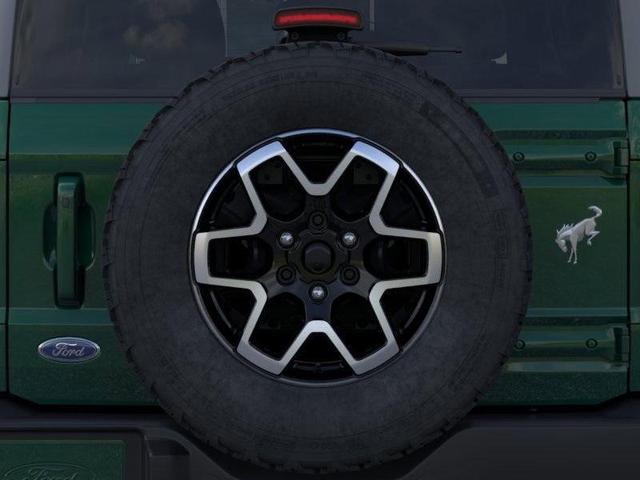 Photo of 2025 Green Metallic Ford Bronco