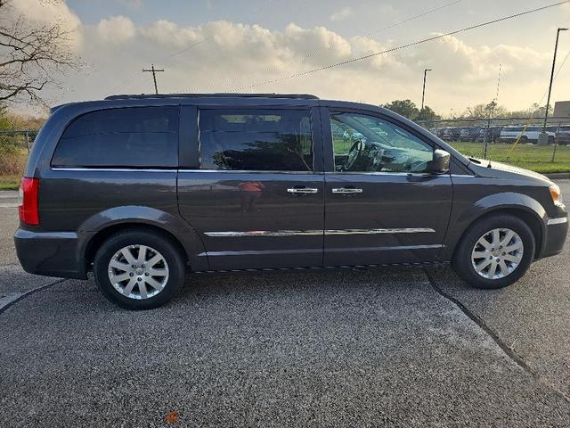 2015 Chrysler Town & Country