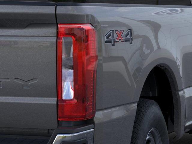 Photo of 2025 Gray Ford F-350