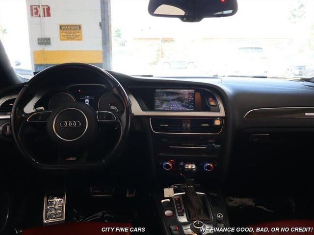 Photo of 2015 White Audi S4