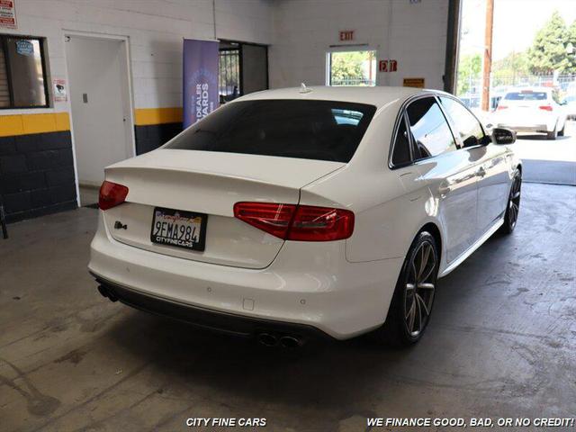 Photo of 2015 White Audi S4