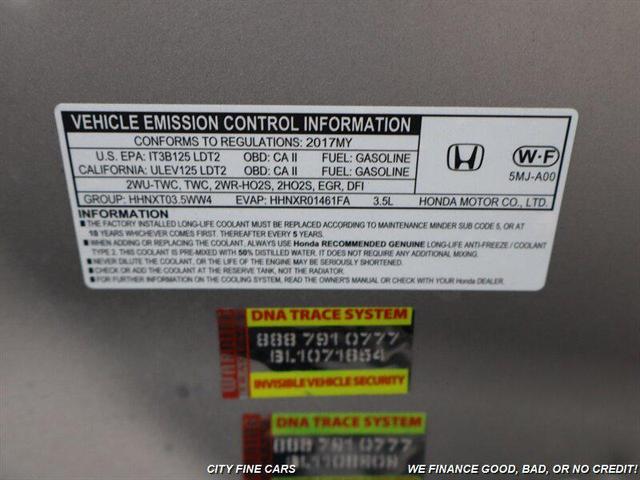Photo of 2017 Lunar Silver Metallic Honda Ridgeline