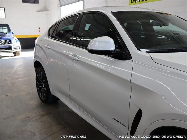 Photo of 2019 Alpine White BMW X6