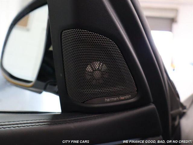 Photo of 2019 Alpine White BMW X6