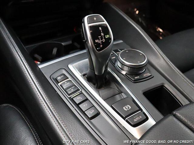 Photo of 2019 Alpine White BMW X6