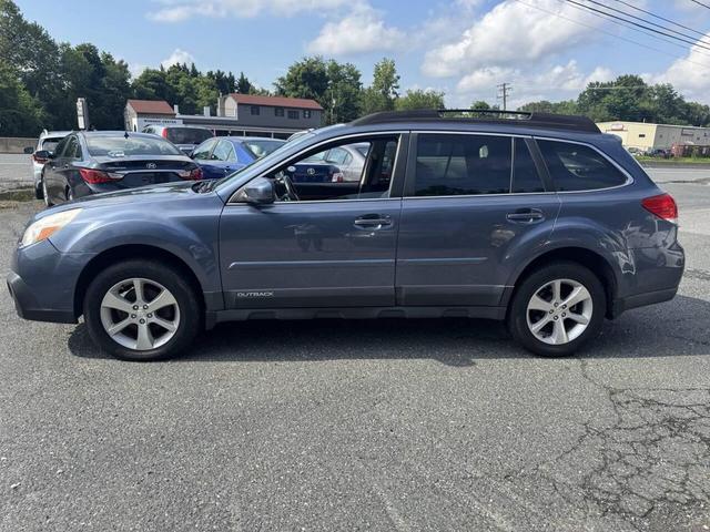 Photo of 2013 BLUE Subaru Outback