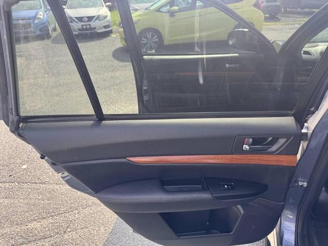 Photo of 2013 BLUE Subaru Outback