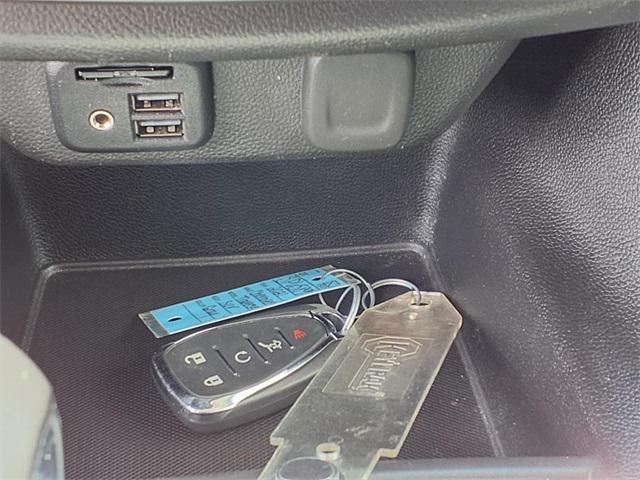 Photo of 2021 Satin Steel Metallic Chevrolet Traverse