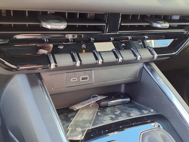Photo of 2025 Onyx Black GMC Canyon
