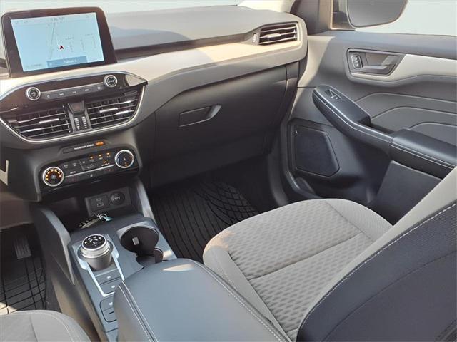 Photo of 2022 Stone Blue Metallic Ford Escape