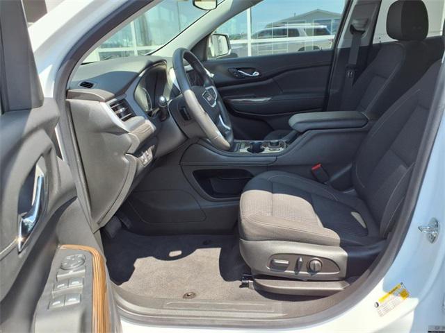 Photo of 2023 Summit White GMC Acadia