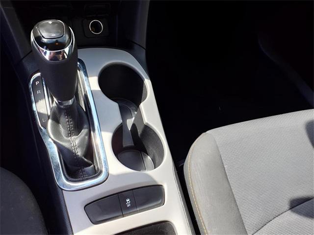 Photo of 2018 Summit White Chevrolet Cruze
