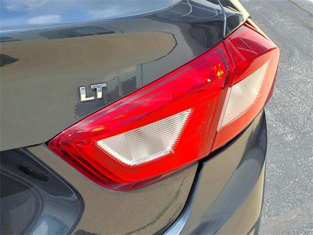 Photo of 2017 Graphite Metallic Chevrolet Cruze