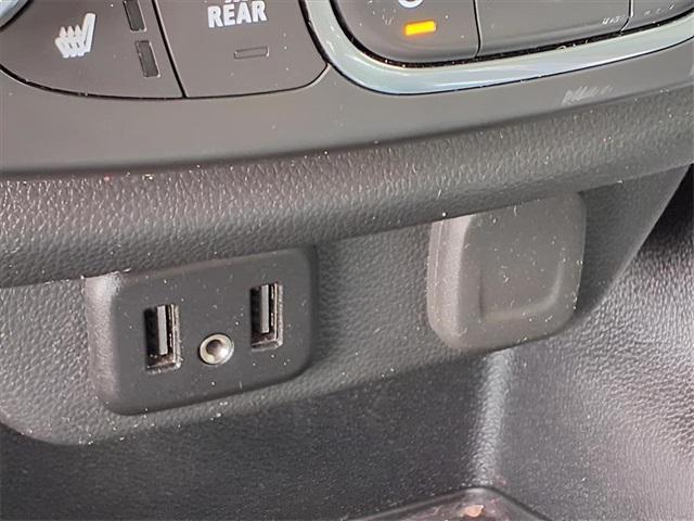 Photo of 2022 Mosaic Black Metallic Chevrolet Traverse