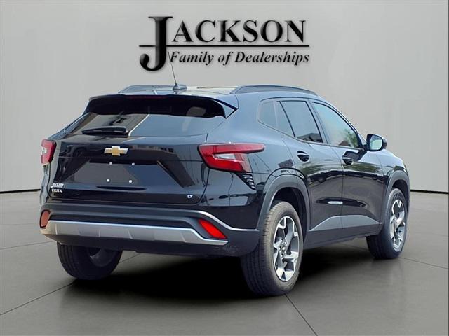 Photo of 2024 Mosaic Black Metallic Chevrolet Trax