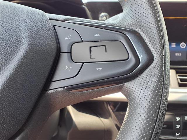 Photo of 2024 Mosaic Black Metallic Chevrolet Trax