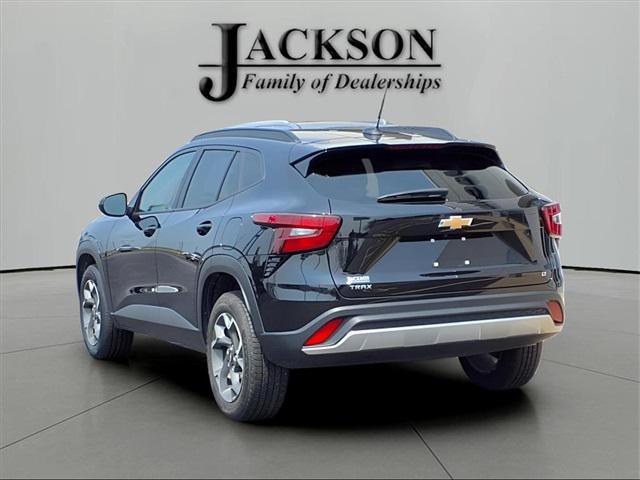 Photo of 2024 Mosaic Black Metallic Chevrolet Trax
