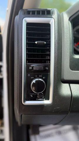 Photo of 2016 White RAM 1500