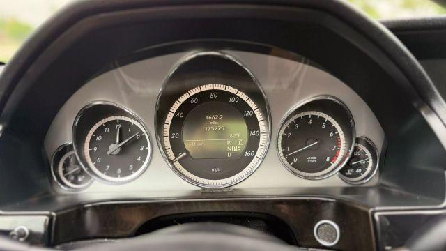 Photo of 2010 Silver Mercedes-Benz E-Class