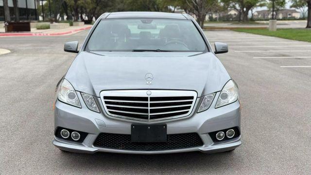 Photo of 2010 Silver Mercedes-Benz E-Class