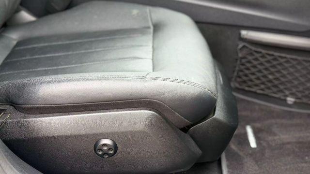 Photo of 2010 Silver Mercedes-Benz E-Class